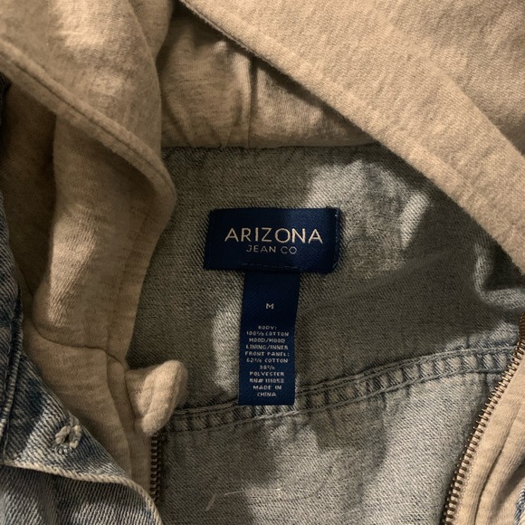 Arizona Jean Jacket - Picture 10 of 10